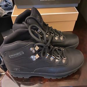 Timberland boots size 9 brand new